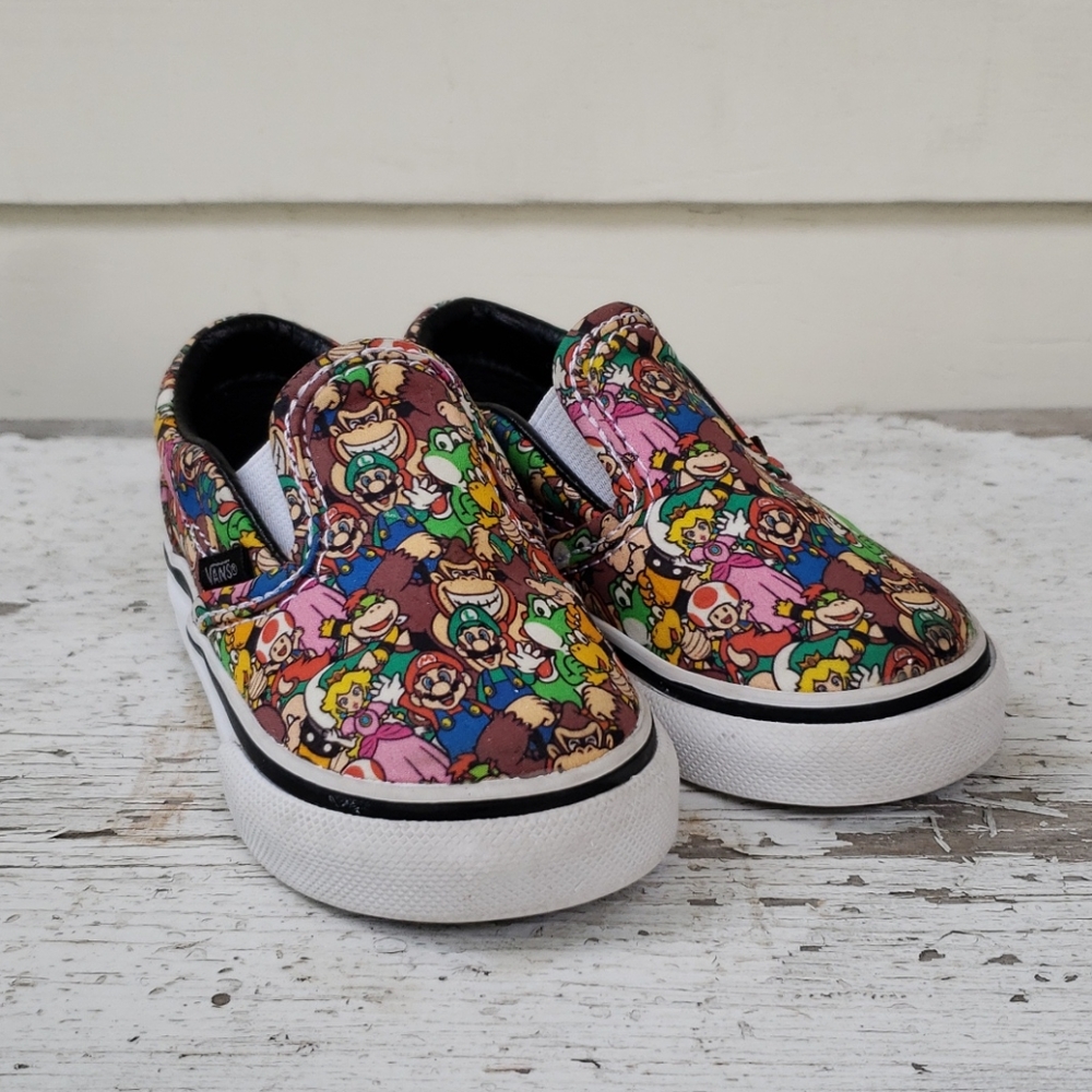 Vans x Nintendo Mario Classic Slip-on Sneaker